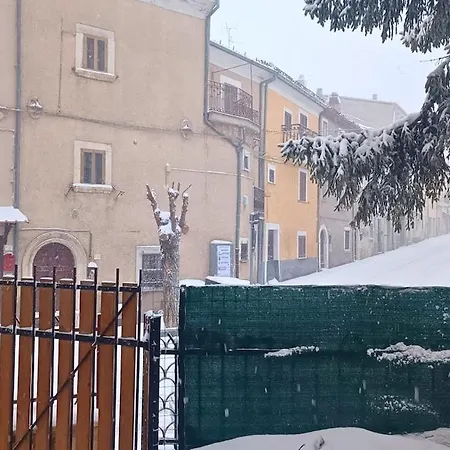 La Casetta Del Cuore - Centro Con Giardino شقة