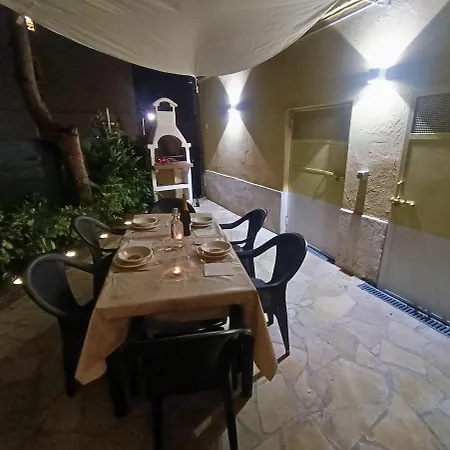 Apartment La Casetta Del Cuore - Centro Con Giardino Ovindoli